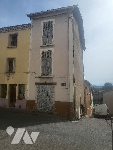 Maison à Laragne-Montéglin