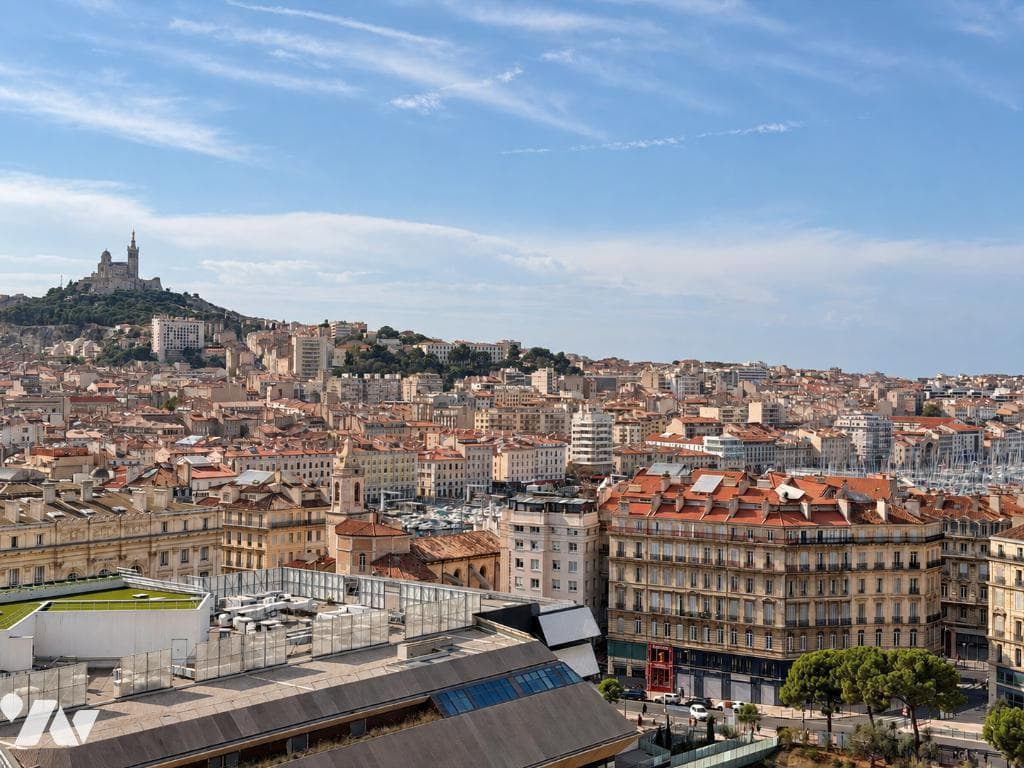 Photo du bien : Appartement 92 m² à Marseille 1er Arrondissement (13) – vente chez le notaire le 9 décembre 2026