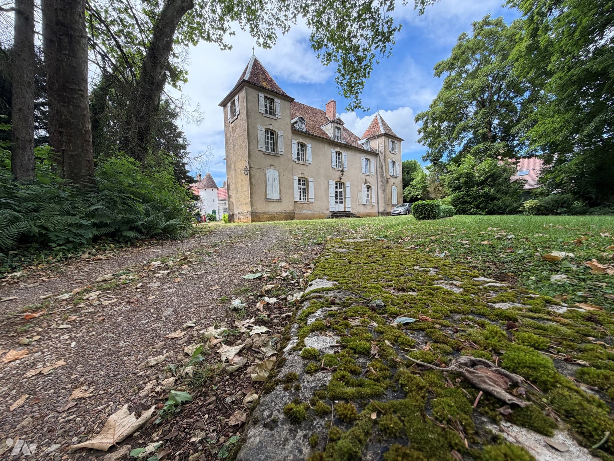 Photo du bien : Maison 313 m² à Pirey (25) – vente chez le notaire le 23 octobre 2026