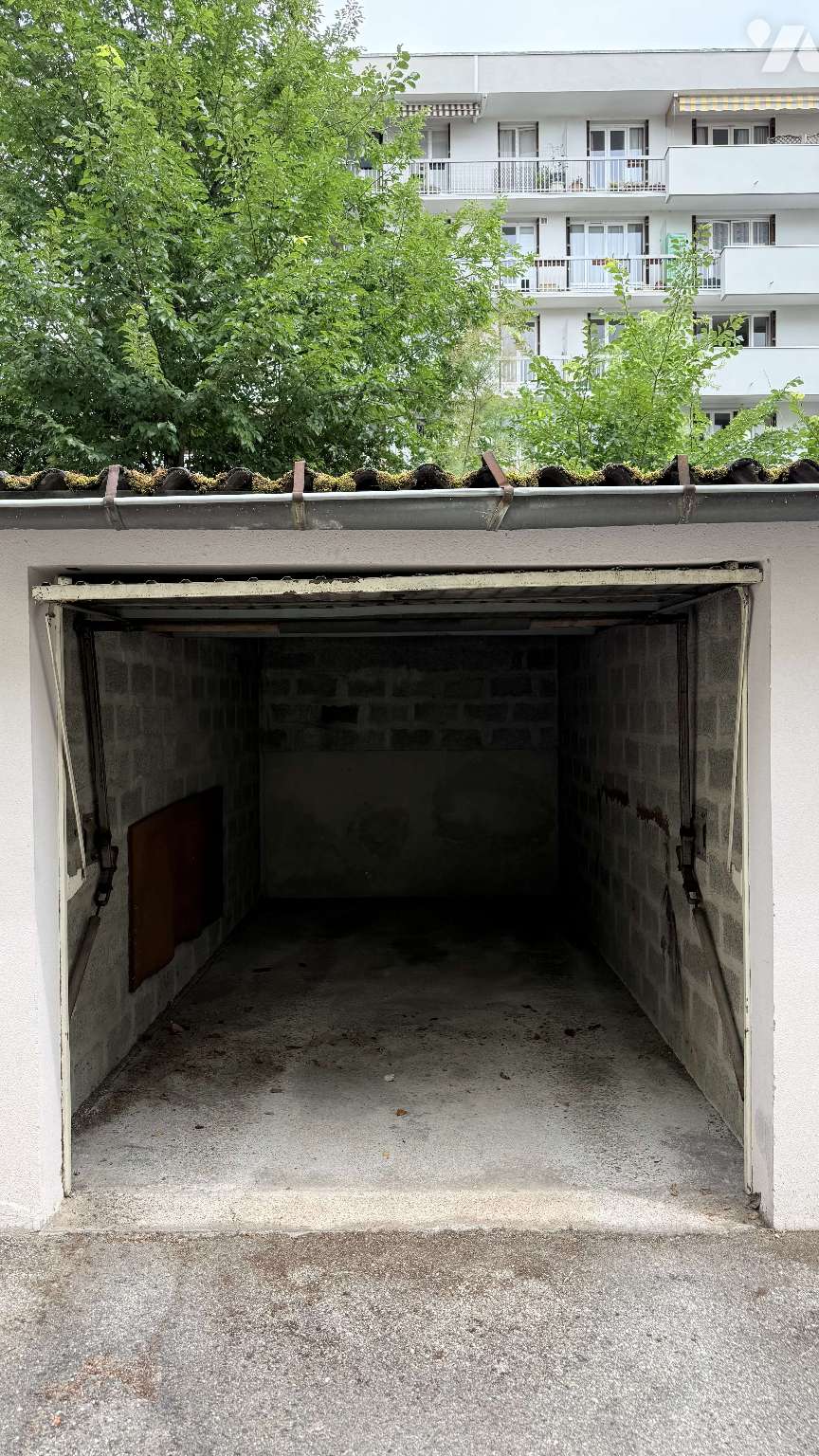 Photo du bien : Garage / Parking à Lyon 3e Arrondissement (69) – vente chez le notaire le 13 novembre 2026