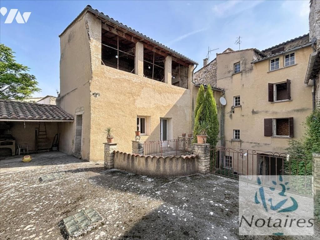 Photo du bien : Maison 377 m² à Mazan (84) – vente chez le notaire le 16 octobre 2026