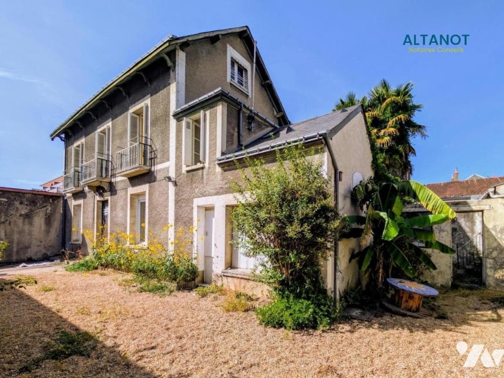 Photo du bien : Immeuble 318 m² à Tours (37) – vente chez le notaire le 19 novembre 2026