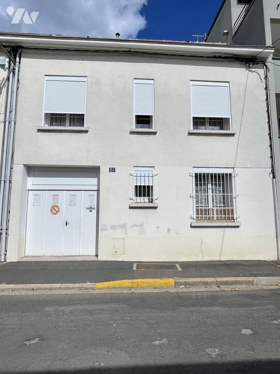 Photo du bien : Maison 70 m² à Saint-Pierre-des-Corps (37) – vente chez le notaire le 4 novembre 2026